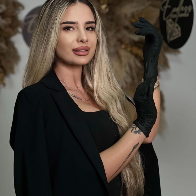 Larisa Mihaela, Bloom Beauty